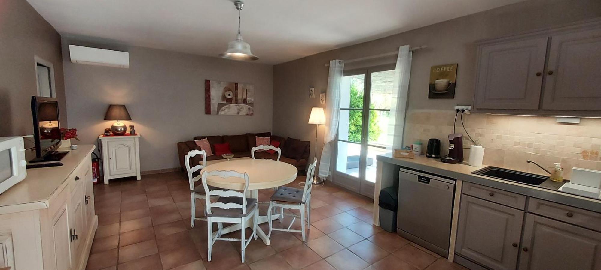 La Bastide des Amouriers Caumont-sur-Durance Exterior foto